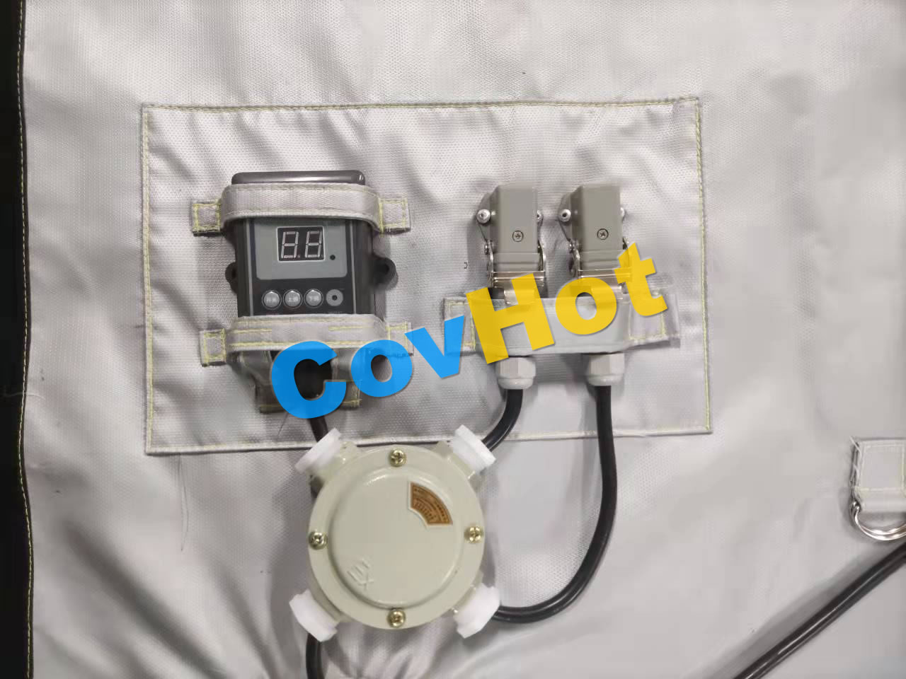 電伴熱<a href=http://s1419.cn/e/tags/?tagname=%E4%BF%9D%E6%B8%A9%E5%A5%97 target=_blank class=infotextkey>保溫套</a>